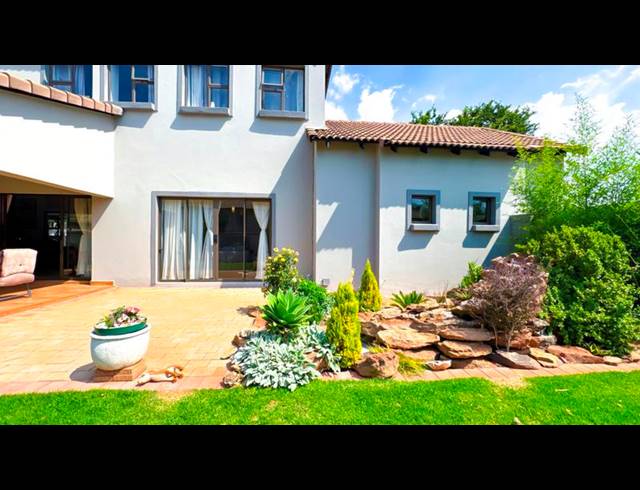 3 BEDROOM HOUSE FOR SALE IN MIDFIELD ESTATE